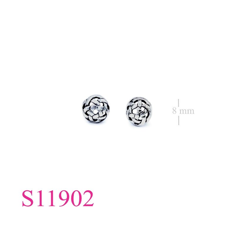 Earrings, 8mm round Celtic.