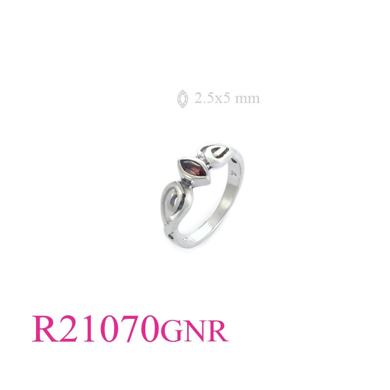 Stone Ring, cross lines with 2.5x5mm maquise Real Garnet stone.