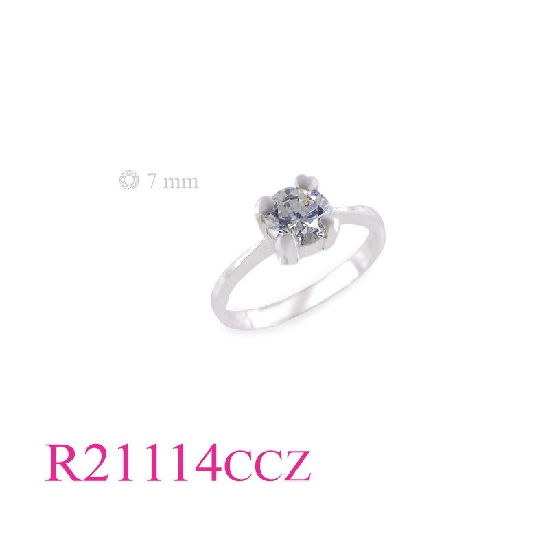 <p>Heart Ring, CZ Ring, 4prongs 7mm round CCZ.</p>