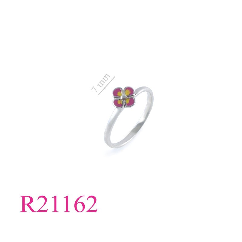 <p>Ring, flower enamel.</p>