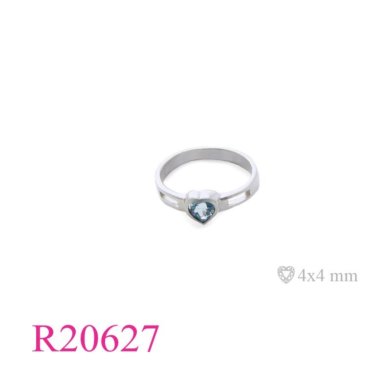 <p>Ring, 4mm heart Real Amethyst stone.</p>