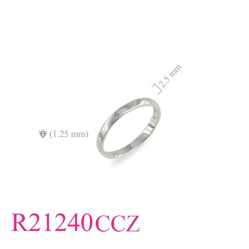 <p>Band Ring, 2.5mm and small CCZs around.</p>